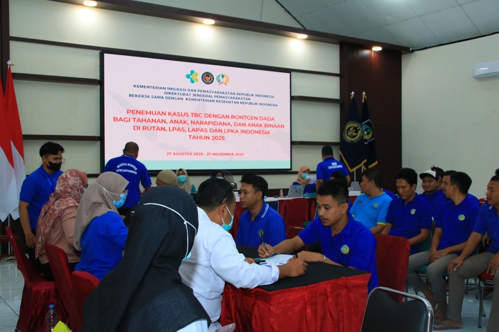 Lapas Kelas IIA Banyuwangi mulai menggelar skrining tuberkulosis (TBC) bagi warga binaannya, Senin (8/9). (Dok: Humas Lapas Banyuwangi)
