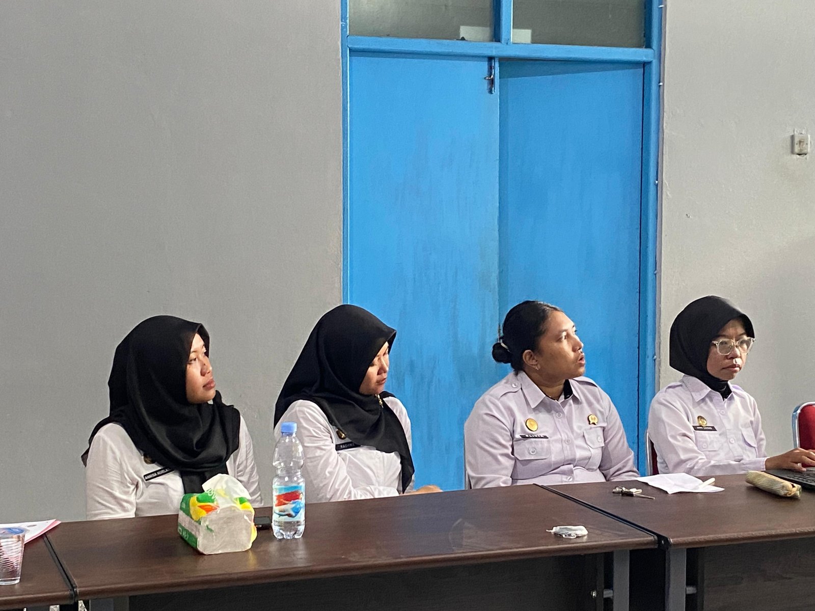 Lapas Perempuan Kelas III Ambon mengikuti kegiatan sosialisasi penyusunan laporan manajemen risiko yang diselenggarakan oleh Inspektorat Wilayah, Selasa (10/09) bertempat di Rumah Tahanan Negara (Rutan) Ambon. (Dok: Humas lapas Perempuan Ambon)