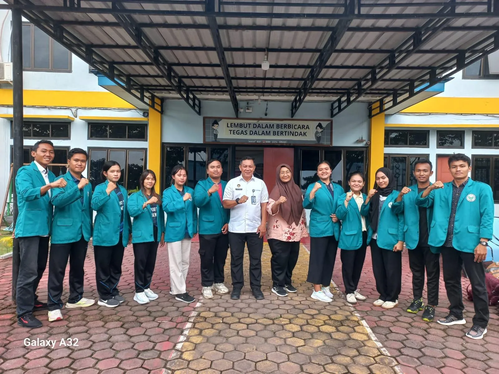 LPKA Kelas I Medan tunjukkan komitmen dukung pendidikan anak binaan melalui supervisi dosen UNIMED, Kamis (25/09/25). (Dok: Humas LPKA Medan)