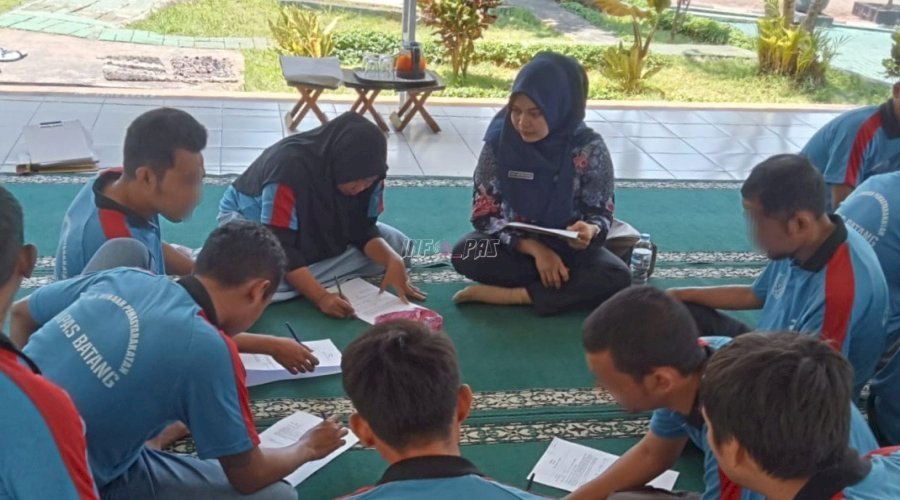 Lapas Kelas IIB Batang dan BNNK Batang laksanakan asesmen WHO QOL-BREF untuk dukung rehabilitasi Warga Binaan, Selasa (2/9). (Dok: Web Ditjenpas)