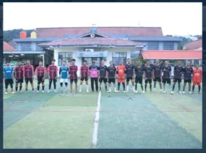 LPKA Kelas II Batam menggelar pertandingan persahabatan futsal melawan tim dari SMA Hidayatullah Kota Batam. (Dok: Humas LPKA Batam)