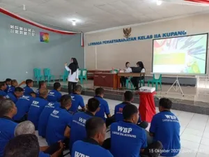 Lapas Kelas IIA Kupang melakukan kegiatan sosialisasi pencegahan penyakit Tuberkulosis (TBC) yang disertai dengan pembagian obat Terapi Pencegahan TBC (TPT).