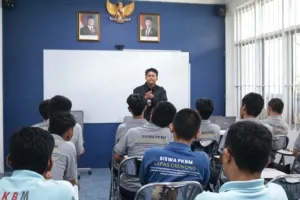 Tak Ada Kata Terlambat! Warga Binaan Lapas Cibinong Kembali Sekolah Lewat Program PKBM