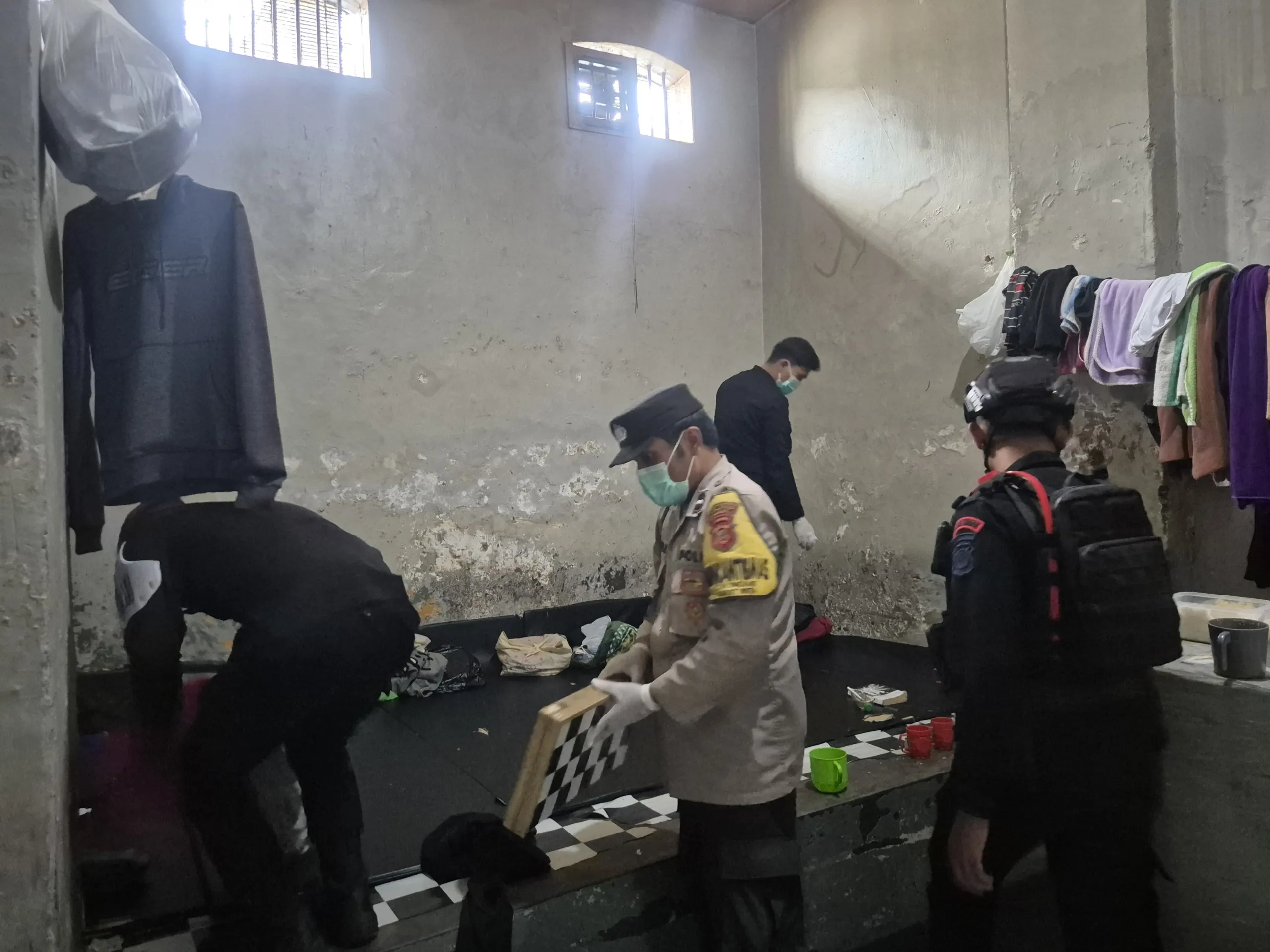 Rutan Garut Gelar Razia Gabungan, Pastikan Kamar Hunian Bebas dari Barang Terlarang