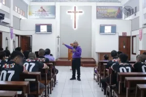 Perkuat Iman dan Harapan, Lapas Cibinong Gelar Ibadah Nasrani Bersama Mitra Pelayanan Gereja