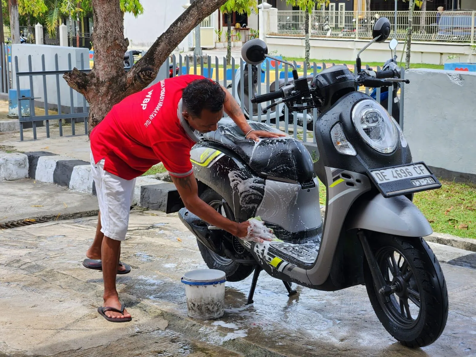 Lapas Tual Cetak Warga Binaan Jadi Pengusaha Cuci Kendaraan