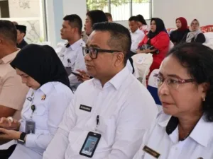 LPKA Kelas II Ambon turut berpartisipasi aktif dalam acara pisah sambut Kepala Unit Pelaksana Teknis (UPT) Pemasyarakatan Kota Ambon, yang berlangsung penuh haru dan kebersamaan di Rutan Ambon dan Lapas Ambon, Rabu (1/10). (Dok: Humas LPKA Ambon)