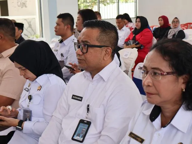 LPKA Kelas II Ambon turut berpartisipasi aktif dalam acara pisah sambut Kepala Unit Pelaksana Teknis (UPT) Pemasyarakatan Kota Ambon, yang berlangsung penuh haru dan kebersamaan di Rutan Ambon dan Lapas Ambon, Rabu (1/10). (Dok: Humas LPKA Ambon)
