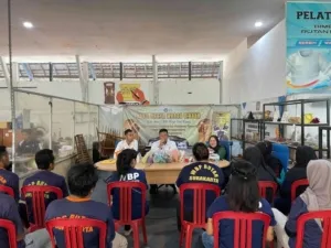 Rutan Surakarta Gelar Pelatihan Tas Rajut untuk Warga