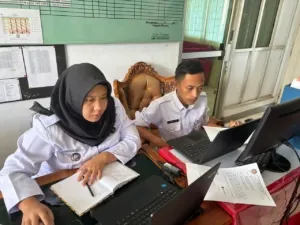 Rutan Kelas IIB Bengkulu turut berpartisipasi dalam kegiatan Asistensi Penyelesaian Perekaman Likuidasi Barang Milik Negara (BMN) Tahap 5 yang di gelar secara virtual melalui aplikasi Zoom Meeting pada Rabu (8/10). (Dok: Humas Rutan Bengkulu)
