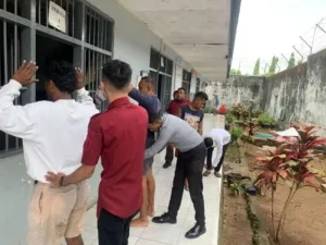 Lapas Kelas IIB Tual Gelar Razia Rutin, Petugas Amankan Barang Terlarang dari Blok Hunian