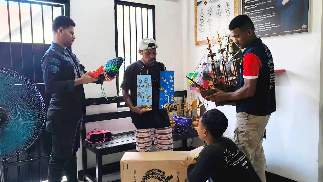 Lapas Wahai Tampilkan Karya Warga Binaan di Masohi Expo 2025, Meriahkan HUT ke-68 Kota Masohi