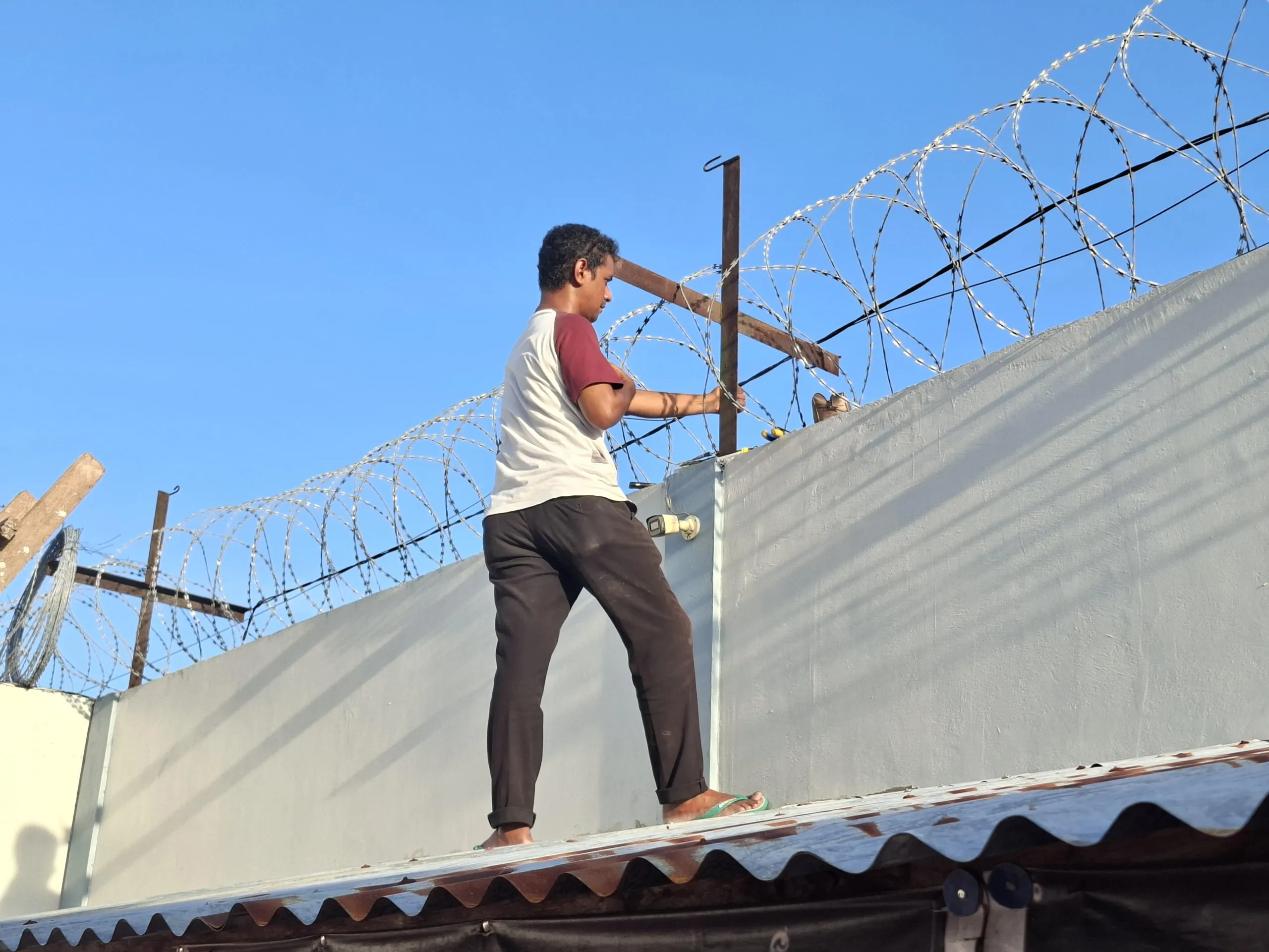 Lapas Kelas III Saparua Tingkatkan Keamanan dengan Penggantian CCTV di Titik Rawan
