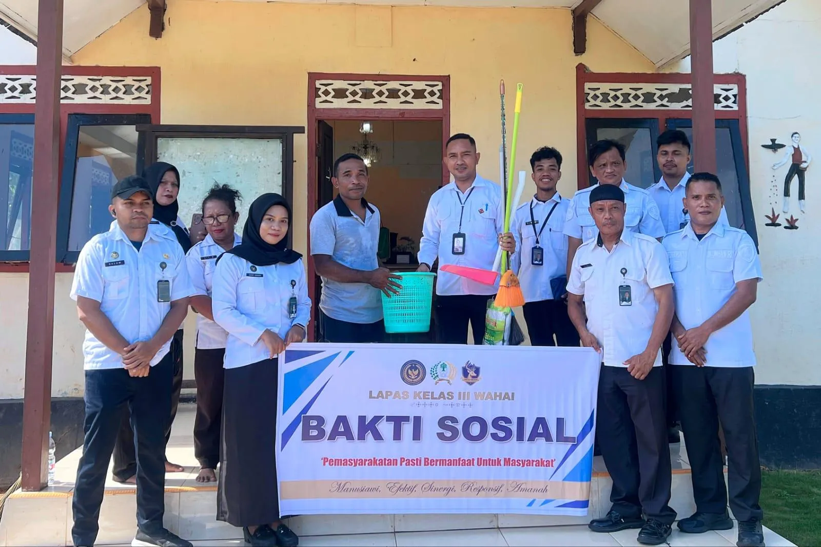 Lapas Wahai Gelar Bakti Sosial Bersihkan Tempat Ibadah