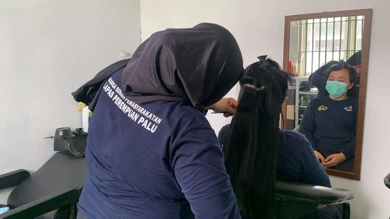 Lapas Perempuan Palu Gelar Pelatihan Salon Untuk WB