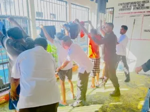 Lapas Kelas IIB Piru Gelar Penggeledahan Rutin, Tegaskan Komitmen Bersih dari Halinar