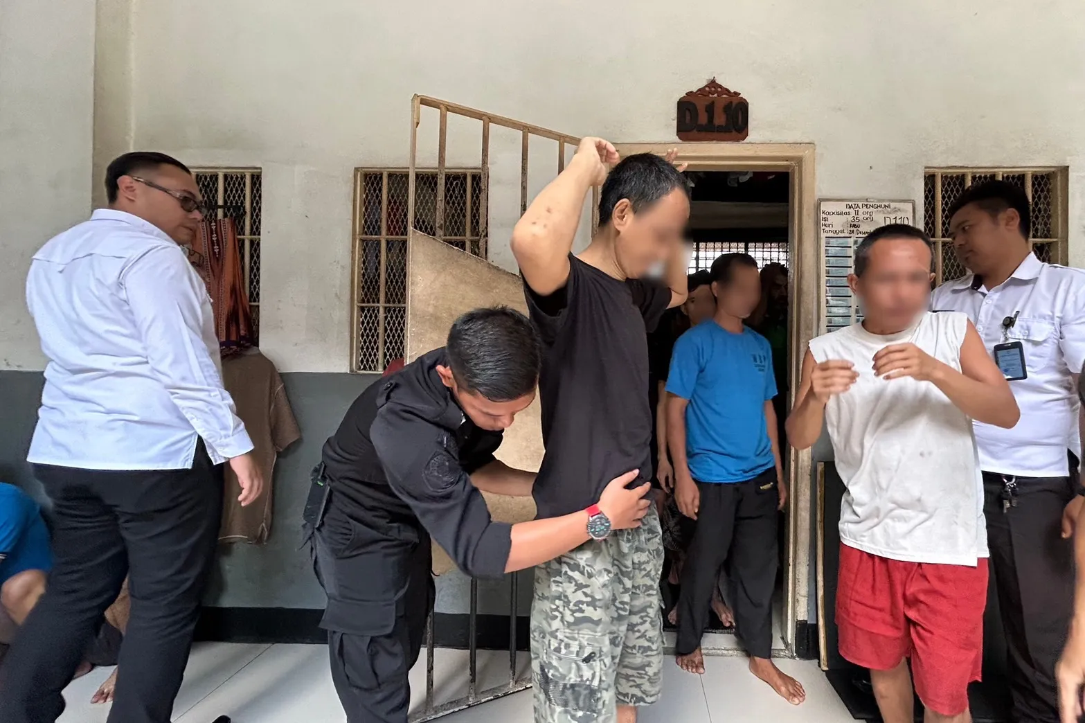 Jelang Nataru, Lapas Cibinong Gencarkan Sidak Kamar Hunian Warga Binaan Lewat Program One Day One Cell