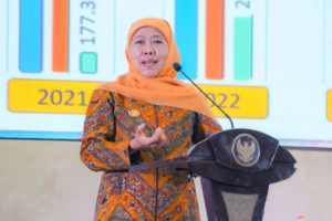 Gubernur Khofifah Imbau Tahun Baru 2026 Tanpa Kembang Api, Ajak Doa Bersama