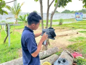 Lapas Dharmasraya Latih Warga Binaan Wrapping dan Pengecatan Motor untuk Kemandirian Ekonomi