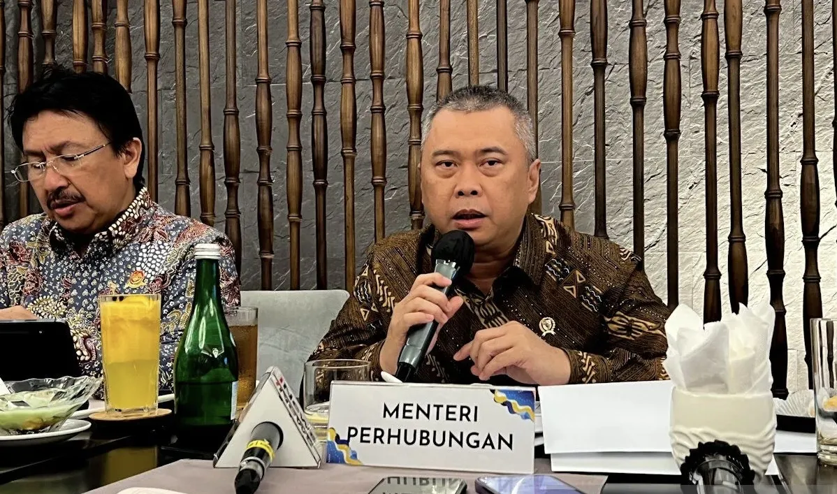 Lonjakan Perjalanan Nataru 2025/2026: Angka Tembus 119,5 Juta, Jalan Tol Diprediksi Padat!