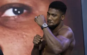 Anthony Joshua KO Jake Paul, Tantang Tyson Fury: “Ayo Bertarung di Ring!”