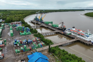 Pelindo Pastikan Layanan Logistik Merauke Lancar Selama Natal 2025 dan Tahun Baru 2026