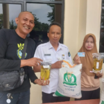 1.546 Warga Sukatani Terima Bantuan Pangan dari Kemensos RI, Dapat Beras dan Minyak Goreng (Dok. Istimewa)