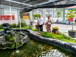 Kakanwil Ditjenpas Kaltim Tinjau Peternakan Ayam Petelur dan budidaya Ikan Air Tawar Rutan Balikpapan (Dok. Istimewa)