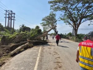 Pascabencana Aceh : Kementerian PU Gerak Cepat Perbaiki Jalan dan Fasilitas Air Bersih