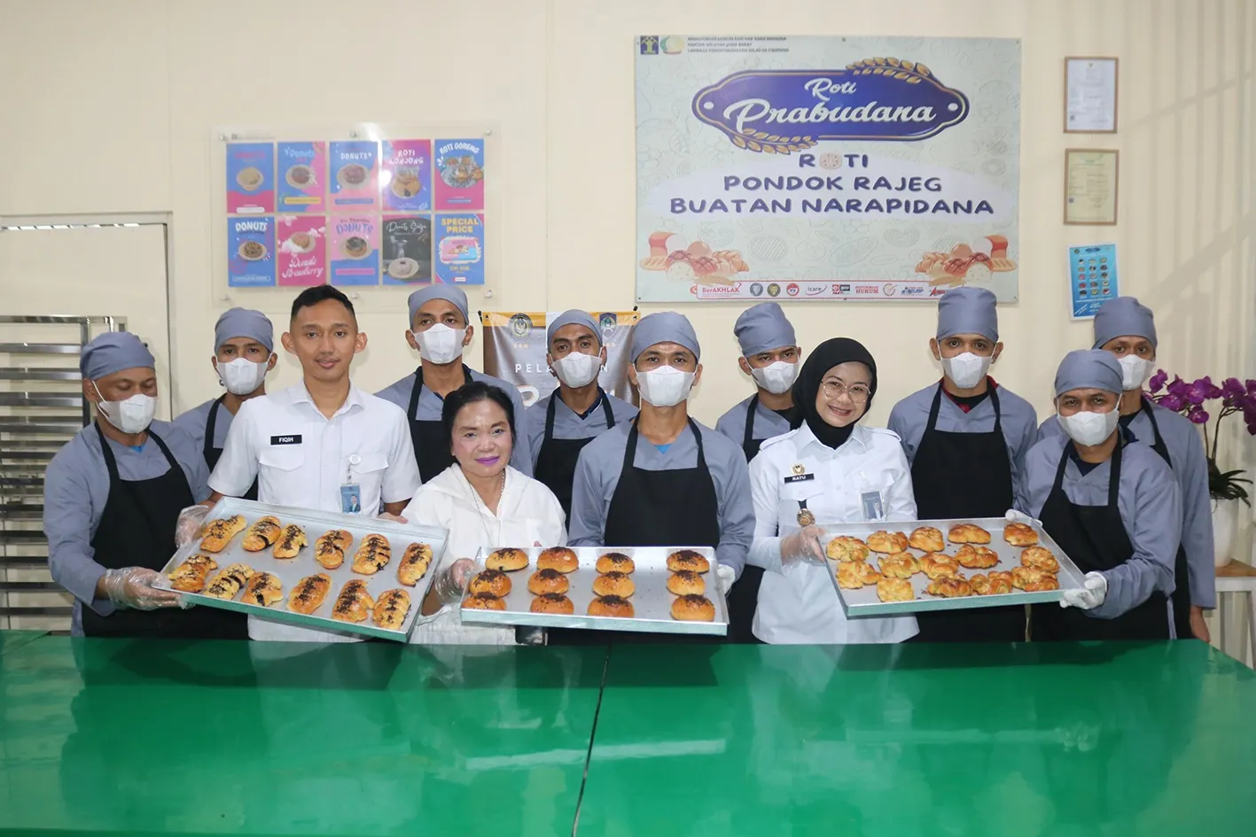Lapas Cibinong Gelar Pelatihan Bakery bagi Warga Binaan, Ciptakan Produk Lezat dan Bernilai Tinggi.
