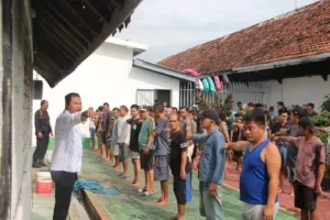 Bangun Pagi dan Sehat Bersama, Lapas I Madiun Gencarkan Edukasi Pola Hidup Sehat bagi Warga Binaan