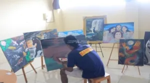Warga Binaan Lapas Pemuda Madiun Ekspresikan Keterampilan Seni Lukis