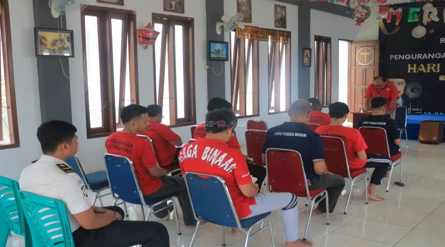 Lapas Pemuda Kelas IIA Madiun Perkuat Pembinaan Rohani Kristen dan Katolik bagi Warga Binaan