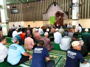 Jumat Takwa Lapas Banjarmasin Perkuat Spiritualitas Warga Binaan melalui Tausiah dan Pembinaan Akhlak Berkelanjutan (Dok. Istimewa)