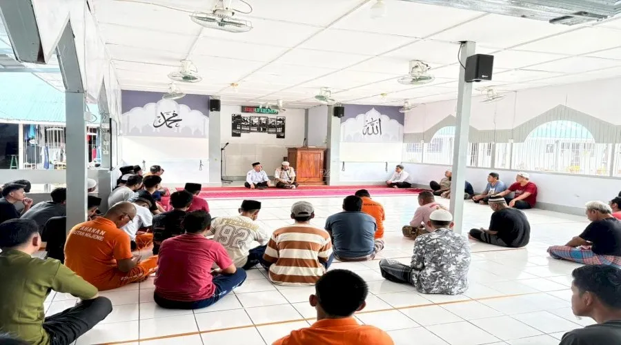 Rutan Majene Perkuat Pembinaan Spiritual Warga Binaan melalui Siraman Rohani Bersama Kemenag