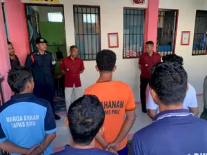 Geledah Humanis Jaga Stabilitas Ramadhan di Lapas Piru (Dok. Istimewa)