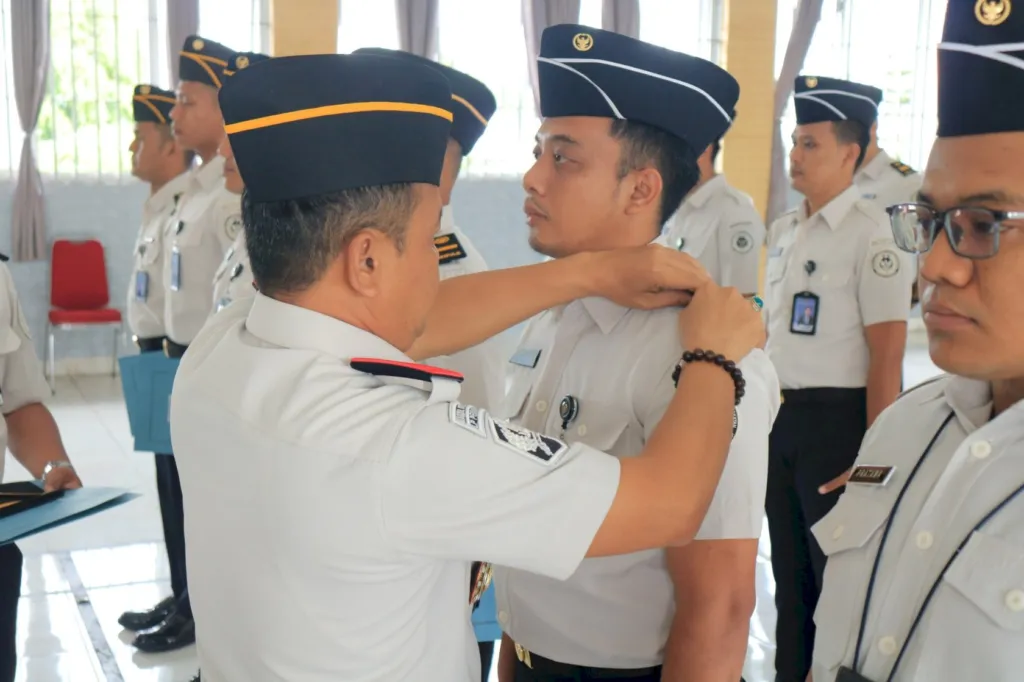 Kenaikan Pangkat 12 Petugas Lapas Pemuda Madiun (Dok. Istimewa)