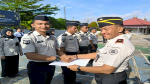 Kanwil Ditjenpas Babel Sematkan Kenaikan Pangkat 19 Petugas
