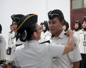 Apel Pagi Lapas Perempuan Manokwari Tegaskan Kenaikan Pangkat sebagai Amanah Kinerja dan Integritas Pegawai