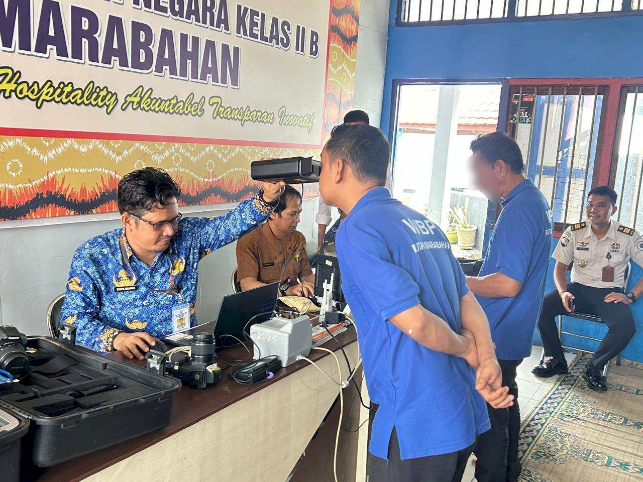 Layanan Jemput Bola Dukcapil Hadir di Rutan Marabahan, Pastikan Hak Kependudukan Warga Binaan Terpenuhi