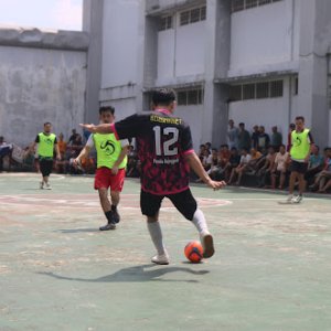 Penuh Energi Positif, Petugas dan Warga Binaan Lapas Cibinong Semarakkan Pekan Olahraga Dengan Berbagai Pertandingan Olahraga