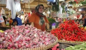Harga Bawang Merah di Pasar Serpong Melonjak, Pedagang dan Pembeli Mulai Mengeluh