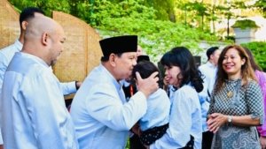 Prabowo Hadiri Salat Iduladha Bersama Diaspora Indonesia di Paris