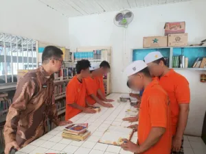 Tingkatkan Kualitas Pembinaan Edukatif, Rutan Rantau Awasi Kegiatan Literasi Warga Binaan