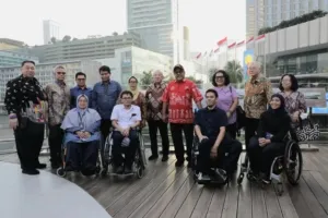 DKI Jakarta Perkuat Aksesibilitas Disabilitas Melalui Hibah Armada Transjakarta Cares dari Yayasan Permata