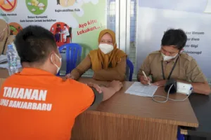 Langkah Mitigasi Kesehatan Lingkungan Lapas: Banjarbaru Gelar Cek Kesehatan Gratis dan Skrining Tuberkulosis